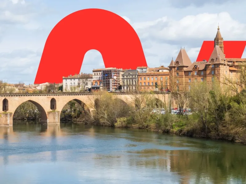 Le Pont Vieux sur le Tarn et le musée Ingres-Bourdelle à Montauban